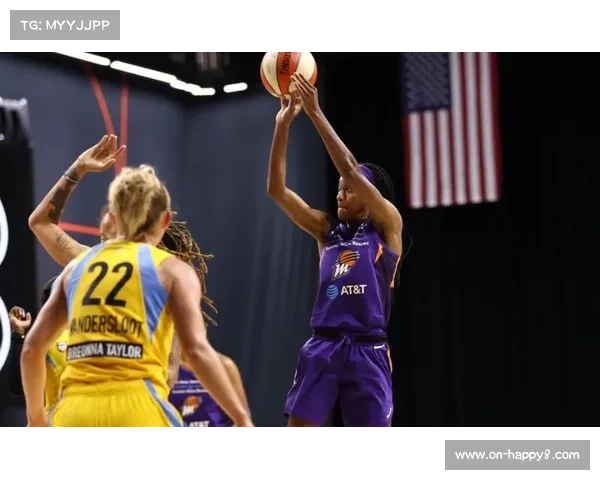 菲尼克斯水星三巨头合砍55分，主场大胜印第安纳狂热