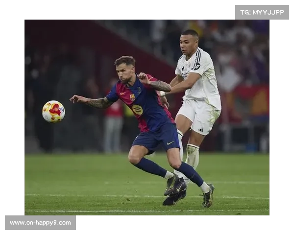 西甲射手榜竞争白热化：姆巴佩16球领跑，费兰11球紧追